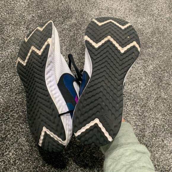 Nike Revolution 5 BQ3207-102 White/Blue Running Shoes - please see all pictures - Picture 5 of 7